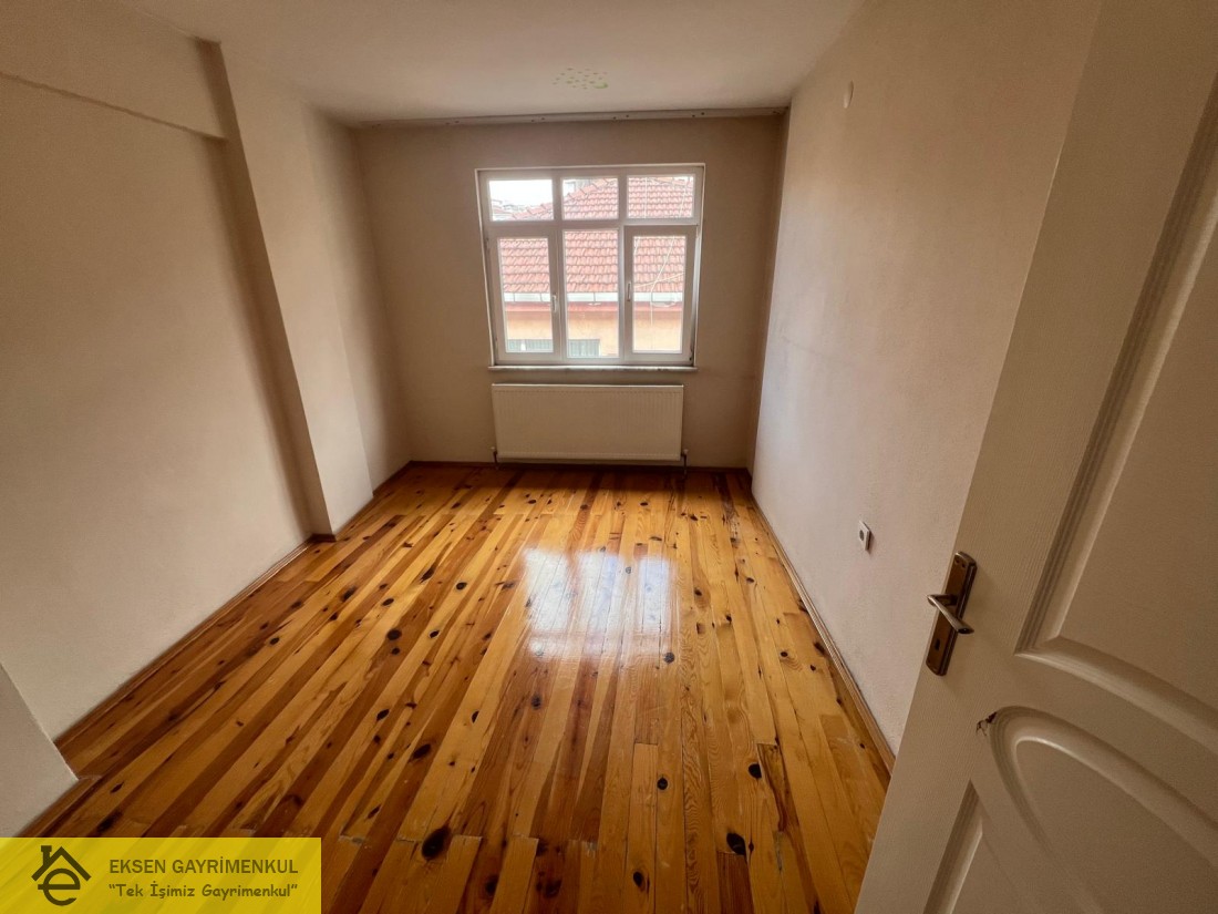 KARGOLAR CADDESİNDE 2+1 KİRALIK DAİRE