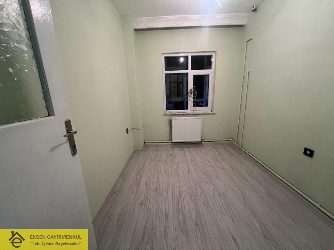 EKSEN DEN DEVREK YOLAYRIMI MEVKİİ ARA KAT KİRALIK DAİRE