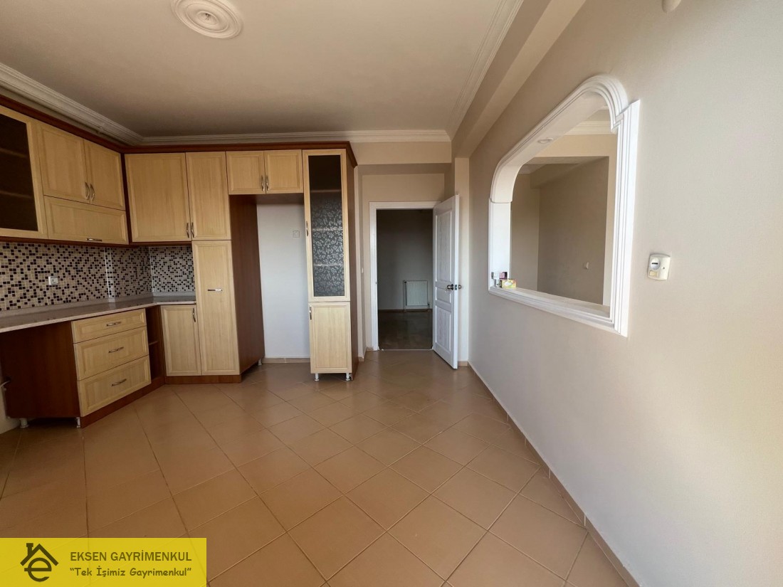EKSEN DEN ARAKAT BAKIMLI DENİZ MANZARALI DAİRE