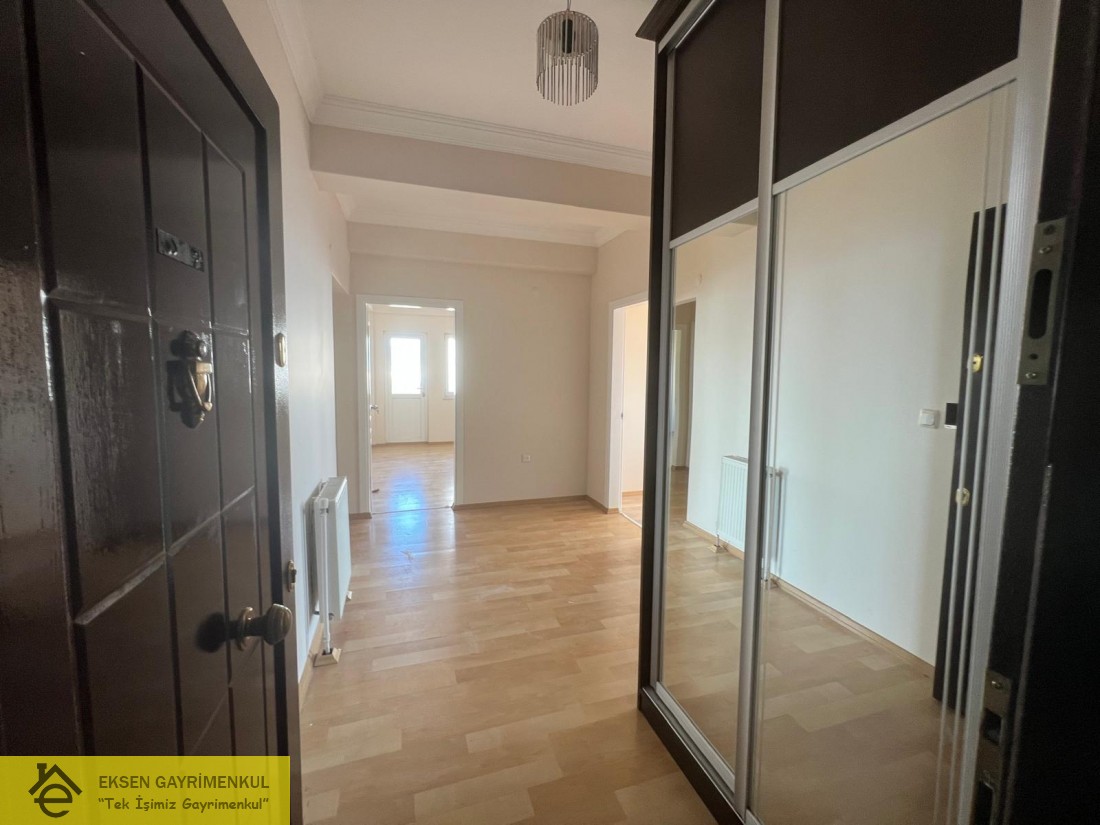 EKSEN DEN ARAKAT BAKIMLI DENİZ MANZARALI DAİRE
