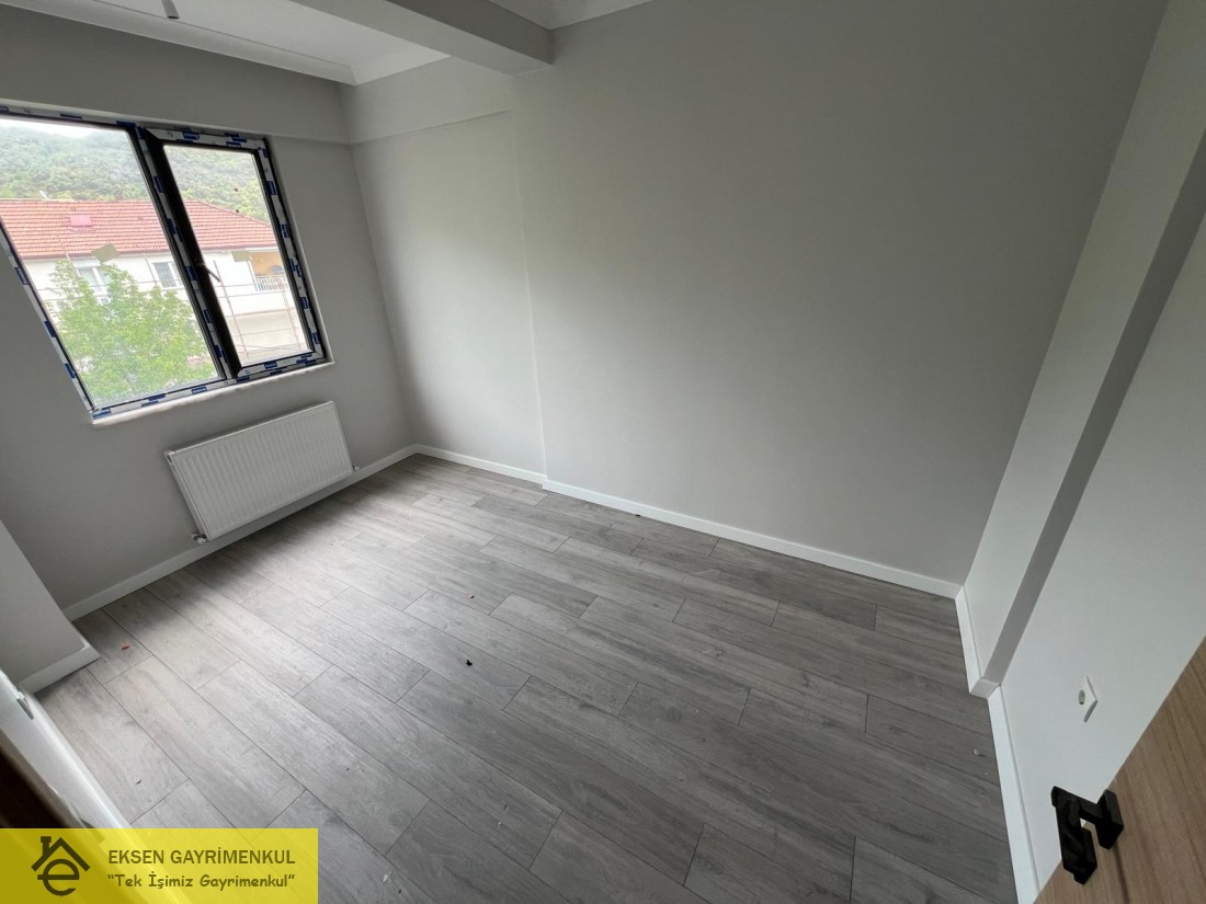 EKSEN DEN KEMER MEVKİİ ARAKAT SIFIR 1+1 DAİRE. 