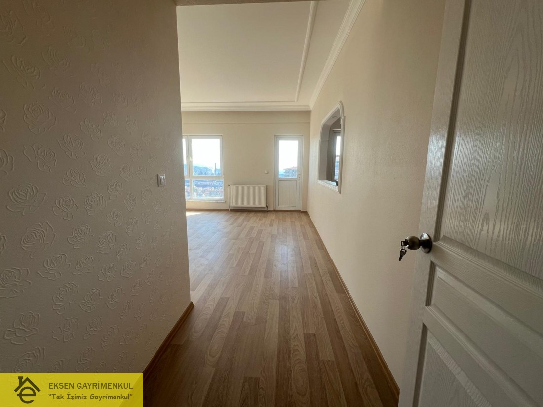 EKSEN DEN ARAKAT BAKIMLI DENİZ MANZARALI DAİRE