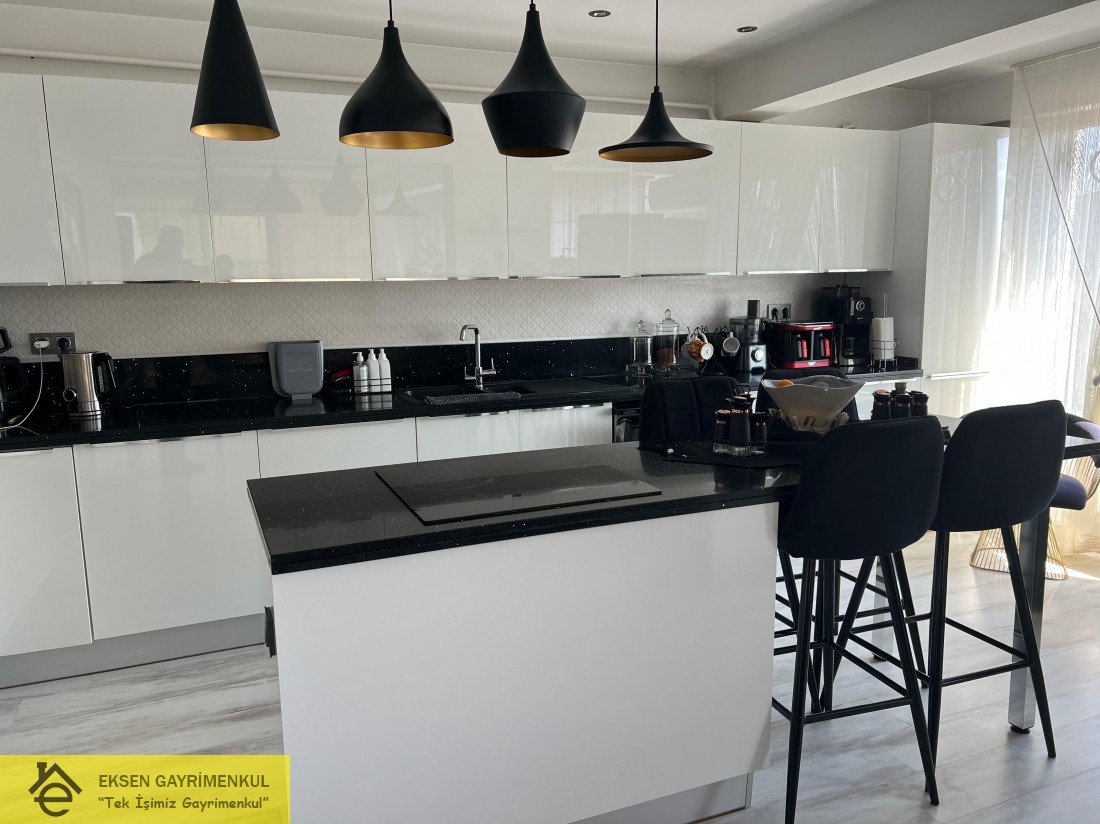 EKSEN DEN ÇAVDARLIDA VİLLA TADINDA  5+1 DUBLEKS DENİZ MANZARALI DAİRE
