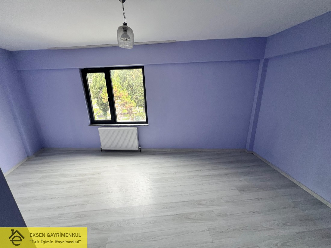 ERDEMİR CADDESİ ÜZERİNDE SIFIR AYARINDA KİRALIK  1+1DAİRE