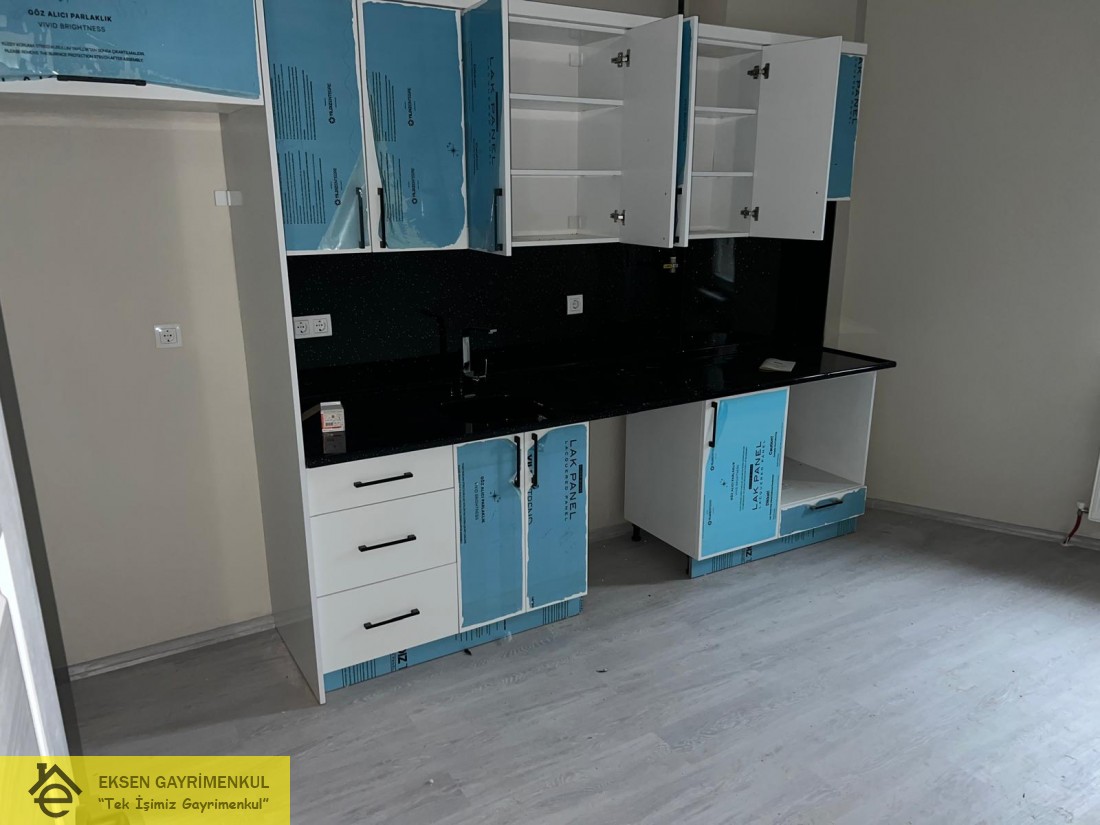 EKSEN DEN BAĞLIK ORHAN OĞUZ MEVKİİ KİRALIK GİYİNME ODALI 2+1 DAİRE