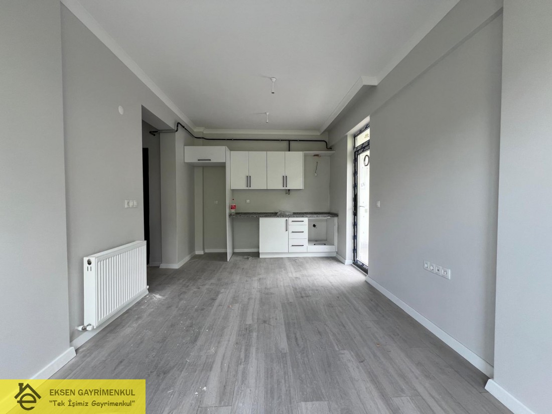 EKSEN DEN KEMER MEVKİİ ARAKAT SIFIR 1+1 DAİRE. 