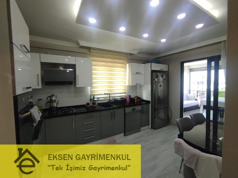 GÜVENLİKLİ SİTE İÇERİSİNDE EMSALSİZ BOL EKSTRALI LÜKS DAİRE