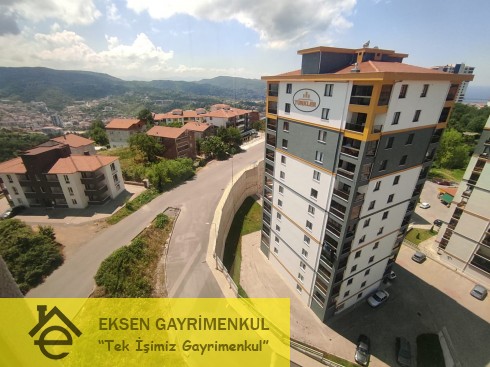 GÜVENLİKLİ SİTE İÇERİSİNDE EMSALSİZ BOL EKSTRALI LÜKS DAİRE