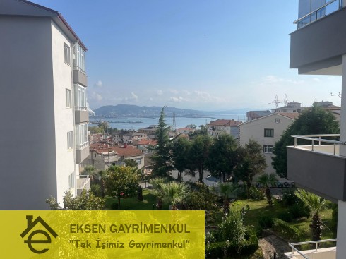 EKSEN DEN ADLİYE VERGİ DAİRESİ MEVKİİ SİTE İÇERİSİNDE DENİZ MANZARALI DAİRE