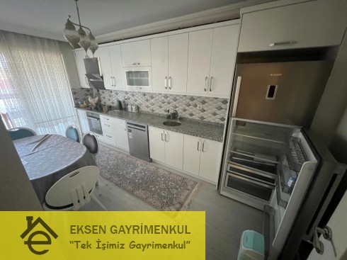 DENİZCİLİK FAKÜLTESİ MEVKİİ  ANAYOLA YAKIN EŞYALI SIFIR DAİRE.