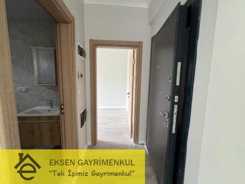 EKSEN DEN KEMER MEVKİİ ARAKAT SIFIR 1+1 DAİRE. 