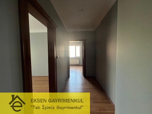 EKSEN DEN ADLİYE VERGİ DAİRESİ MEVKİİ SİTE İÇERİSİNDE DENİZ MANZARALI DAİRE