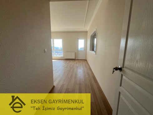 EKSEN DEN ARAKAT BAKIMLI DENİZ MANZARALI DAİRE