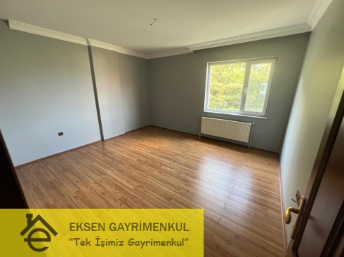 EKSEN DEN ADLİYE VERGİ DAİRESİ MEVKİİ SİTE İÇERİSİNDE DENİZ MANZARALI DAİRE