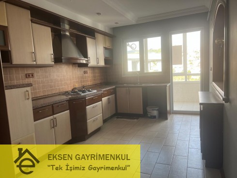 EKSEN DEN ADLİYE VERGİ DAİRESİ MEVKİİ SİTE İÇERİSİNDE DENİZ MANZARALI DAİRE