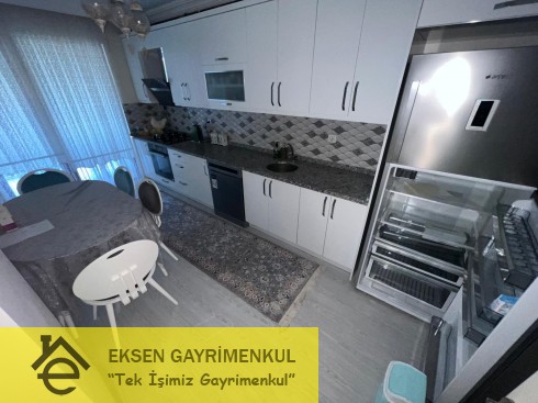 DENİZCİLİK FAKÜLTESİ MEVKİİ  ANAYOLA YAKIN EŞYALI SIFIR DAİRE.