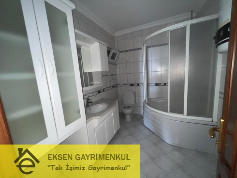 EKSEN DEN ADLİYE VERGİ DAİRESİ MEVKİİ SİTE İÇERİSİNDE DENİZ MANZARALI DAİRE