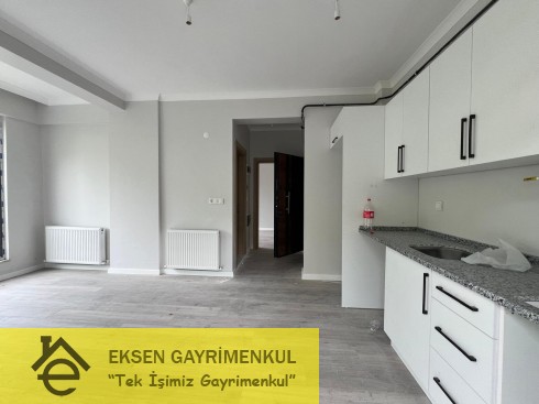 EKSEN DEN KEMER MEVKİİ ARAKAT SIFIR 1+1 DAİRE. 