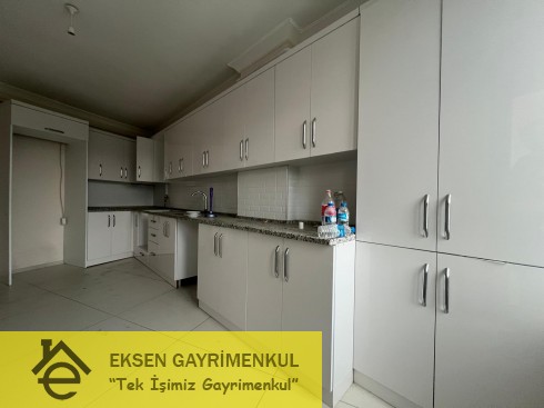 EKSEN DEN YENİ BİNADA GİYİNME ODALI TERASLI 5+1 DUBLEKS 