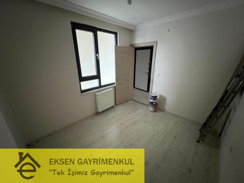 EKSEN DEN YENİ BİNADA GİYİNME ODALI TERASLI 5+1 DUBLEKS 