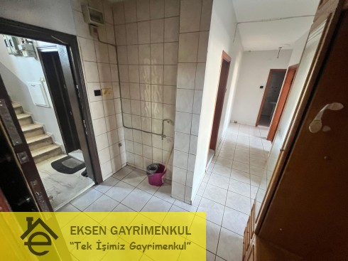 DEVREK YOL AYRIMI MEVKİİ ASANSÖRLÜ BİNADA  ARAKAT DAİRE