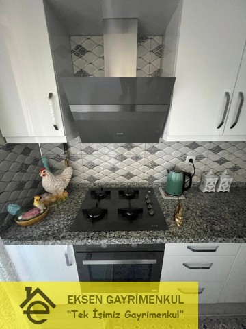 DENİZCİLİK FAKÜLTESİ MEVKİİ  ANAYOLA YAKIN EŞYALI SIFIR DAİRE.