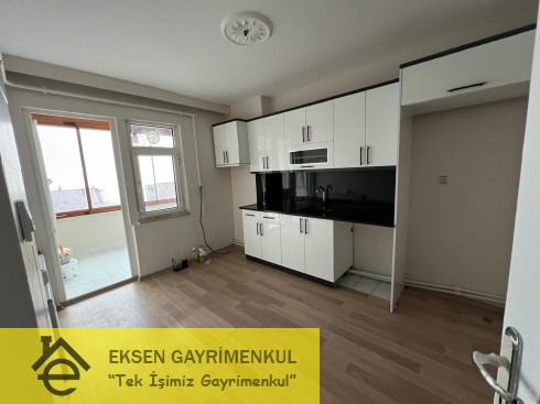 EKSEN DEN BAĞLIK ORHAN OĞUZ MEVKİİ DENİZ MANZARALI KİRALIK FERAH DAİRE