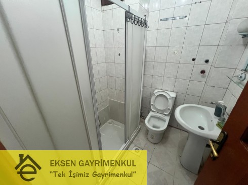 DEVREK YOL AYRIMI MEVKİİ ASANSÖRLÜ BİNADA  ARAKAT DAİRE
