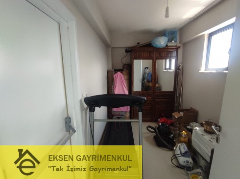 GÜVENLİKLİ SİTE İÇERİSİNDE EMSALSİZ BOL EKSTRALI LÜKS DAİRE