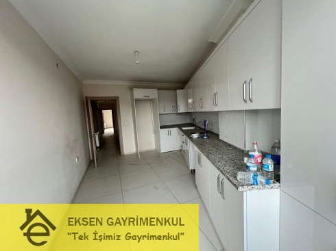 EKSEN DEN YENİ BİNADA GİYİNME ODALI TERASLI 5+1 DUBLEKS 