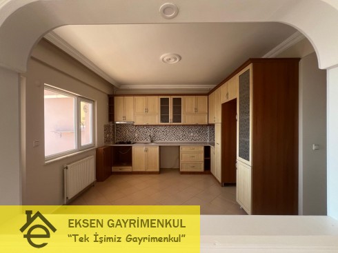EKSEN DEN ARAKAT BAKIMLI DENİZ MANZARALI DAİRE