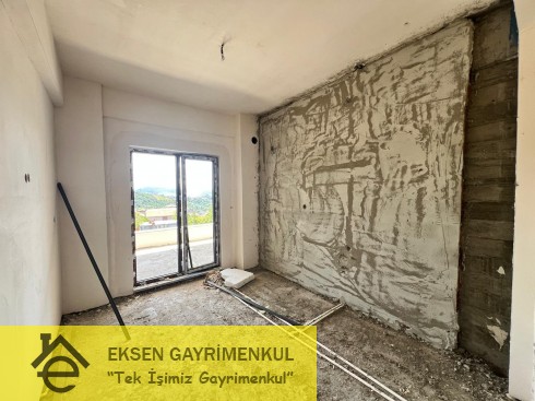 HAVUZLU SİTEDE EŞSİZ DAİRE